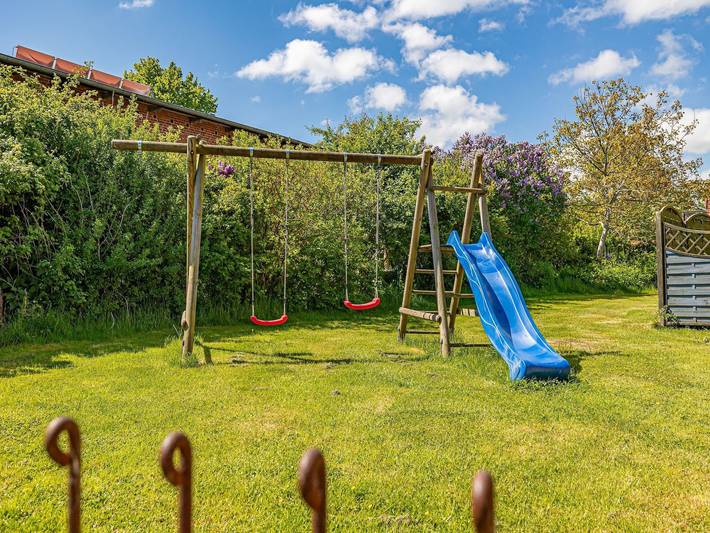 Ferienwohnung für 5 Personen, mit Meerblick und Terrasse sowie Garten und Ausblick in Steinberg - 4