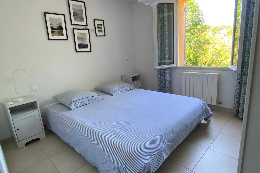 Homerez - Cosy villa La Tour-d'Aigues in La Tour-d'Aigues, Parc naturel régional du Luberon