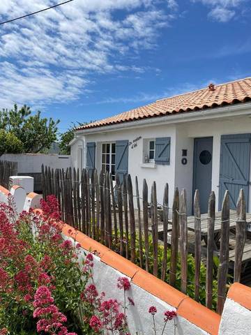 Gîte pour 8 personnes, avec jardin dans Plage des Sableaux