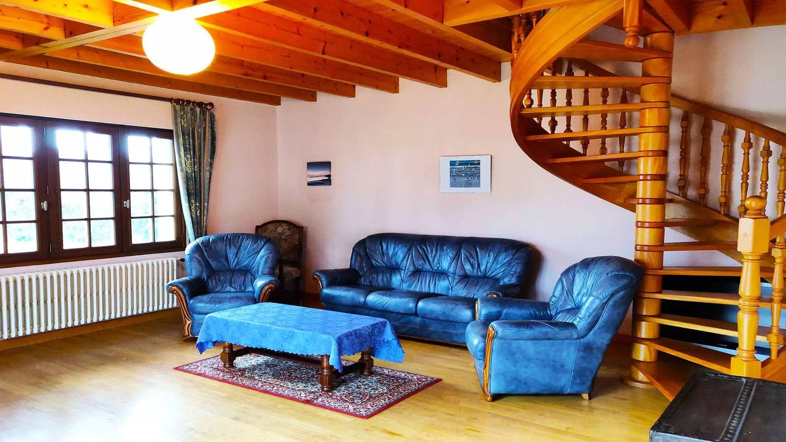 Guss Heol Haus in der Nähe des Strandes der weißen Strike in Trégastel, Rosa Granitküste