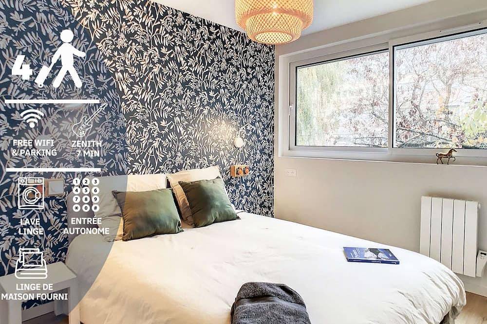 Entire apartment, Brand new Ancely apartment with aero decor - free parking - Near Blagnac in Toulouse, Toulouse region