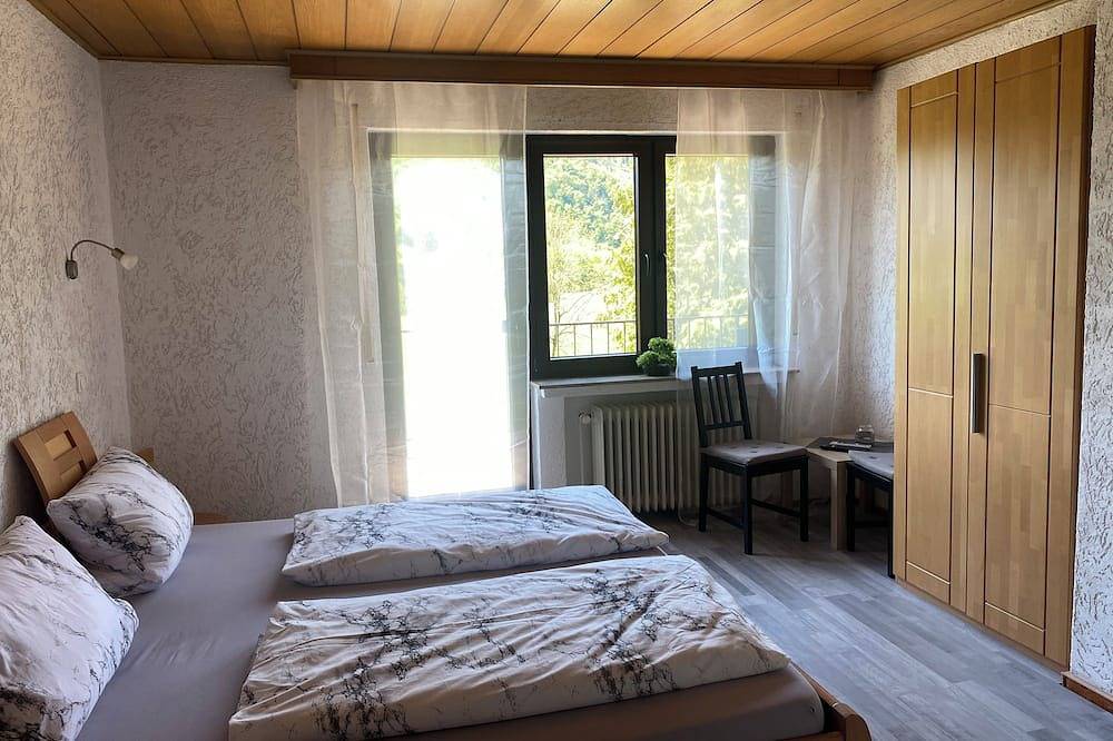 Ganze Wohnung, Ferienwohnung \"Pingo\" Adresse: Bundesstraße 1, 53506 Ahrbrück! in Ahrbrück, Ahrtal
