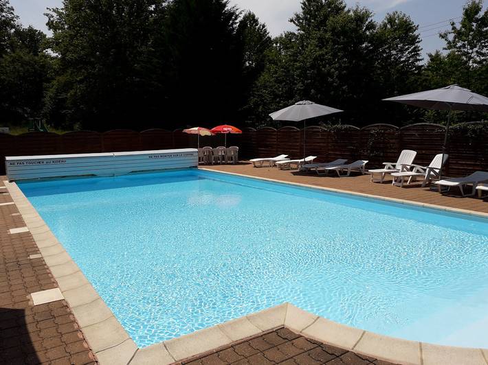 Gîte pour 5 personnes, avec terrasse et piscine à Montamisé - 3