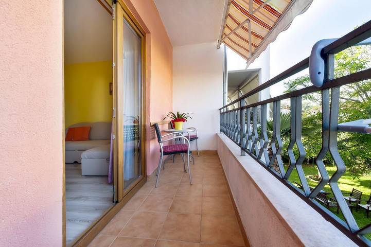 Apartamento entero, Apartamento de vacaciones para 2 personas con jardín in Rovinj (Istria), Rovinj