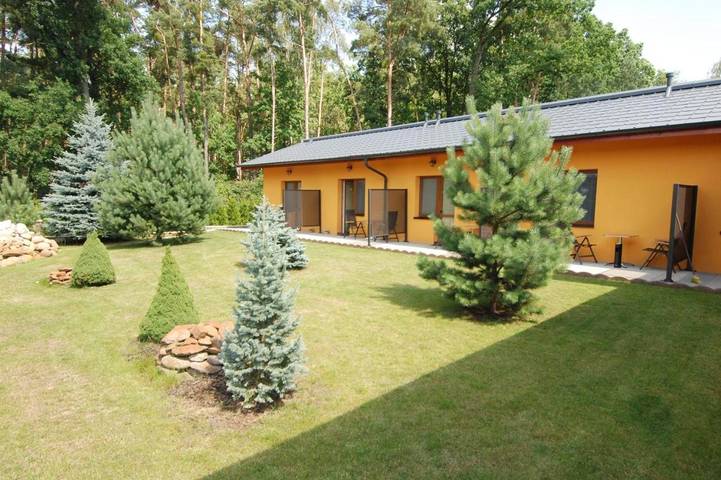 Ferienhaus für 5 Personen, mit Terrasse und Garten sowie Sauna und Ausblick in Hradec Králové