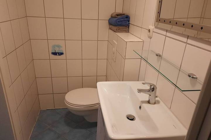 Ferienhaus für 2 Personen, mit Terrasse und Garten in Wittmund - 2