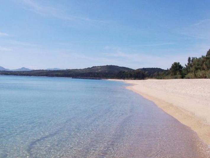 Zelt für 3 Personen auf Sardinien