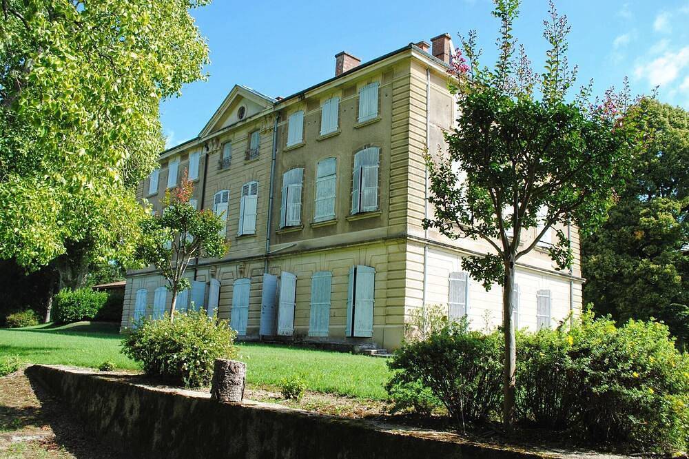 Château « De Barral - Piscine privée » jardin privé et Wi-Fi in Hauterives, Région de Valence