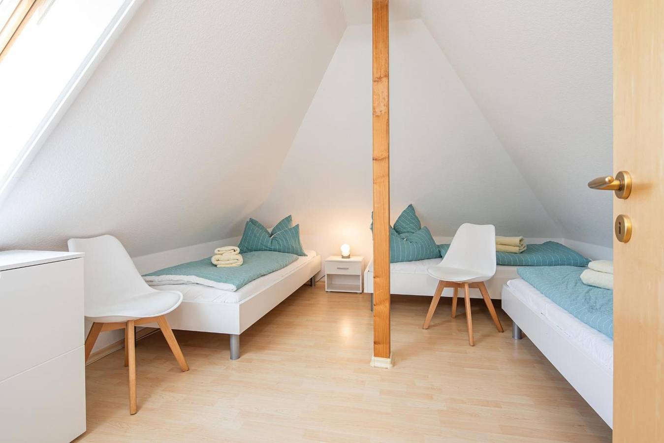 Apartamento entero, Apartamento 'Ferienwohnung 5 Seebrücke' con vistas al lago, terraza privada y Wi-Fi in Seedorf (Sellin), Sellin