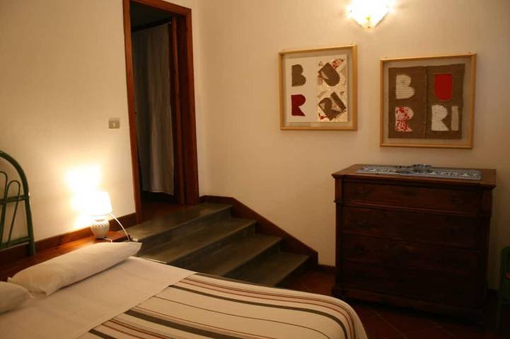 Mansarda-Attico di Villa con Piscina nei pressi di Assisi in Bettona, Perugia e dintorni