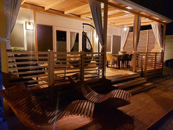 Camping für 8 Personen, mit Ausblick und Garten in Biograd na Moru - 4