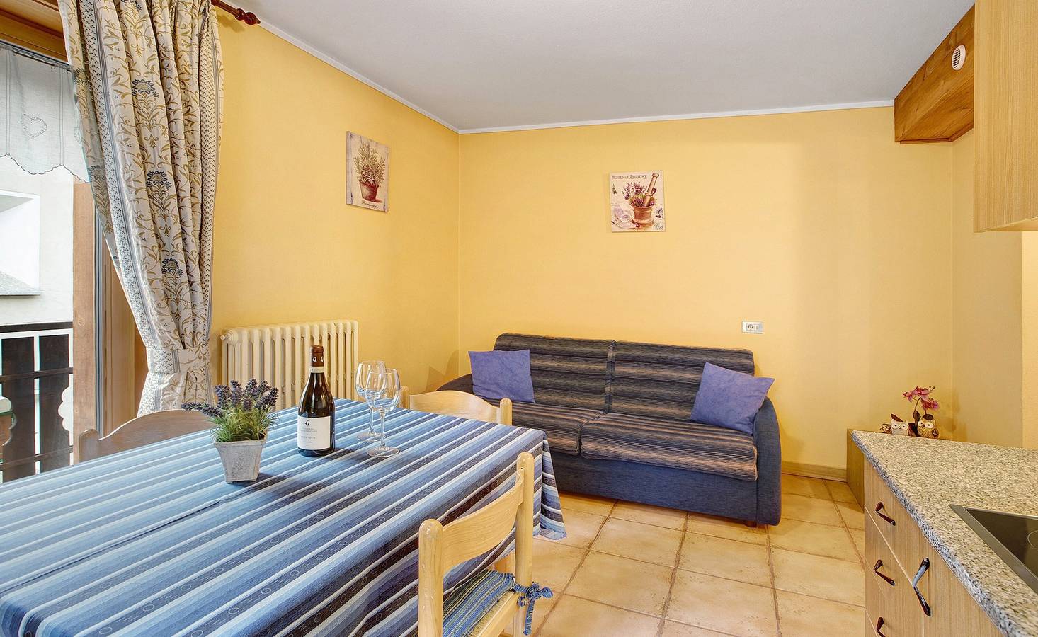 Entire apartment, Apartment 'Bait Dal Cucù Appartamento All' with Mountain View, Shared Garden and Wi-Fi in Livigno (Town), Livigno