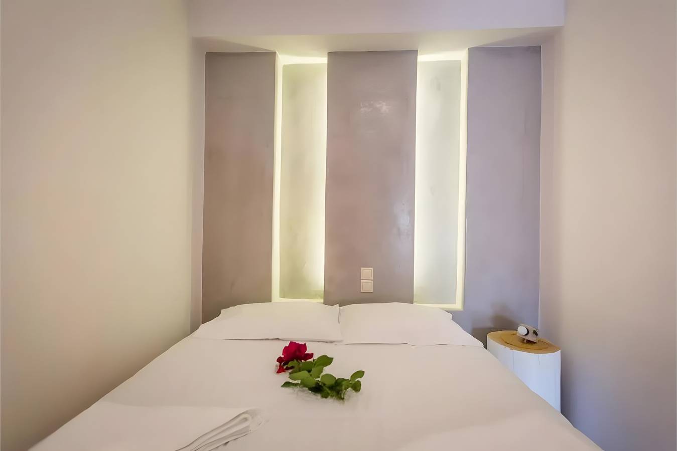Geheel appartement, Appartement 'Irene 14 Superior 2' met Uitzicht op Zee, Wifi en Airconditioning in Andros