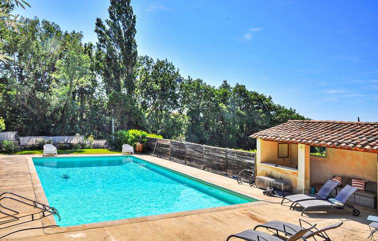 Encantador Apartamento 65m2: Aparcamiento, Terraza, Piscina, WiFi in Saint-Roman-de-Malegarde, Vaucluse