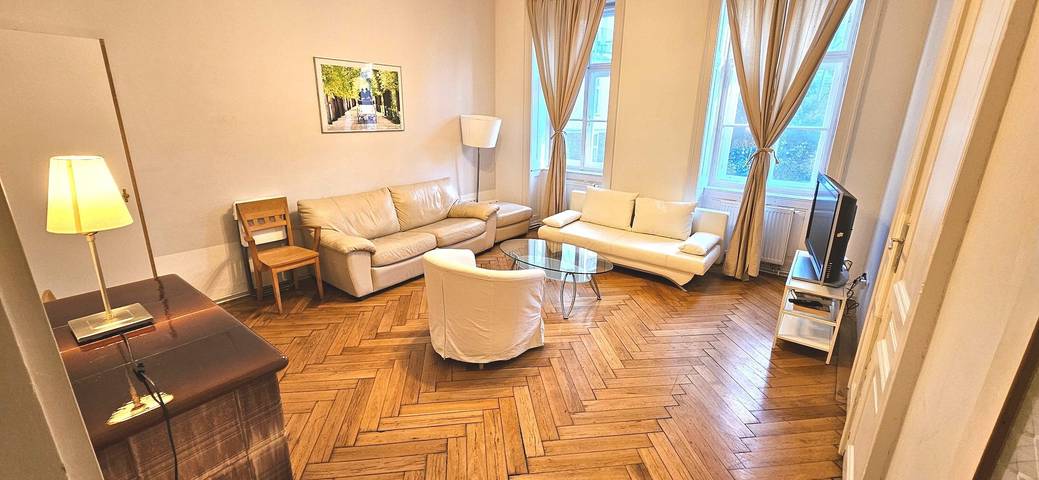 Ferienwohnung für 9 Personen, mit Garten und Balkon, mit Haustier in Wien