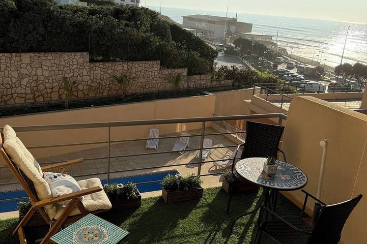 Ferienwohnung für 4 Personen, mit Pool und Balkon