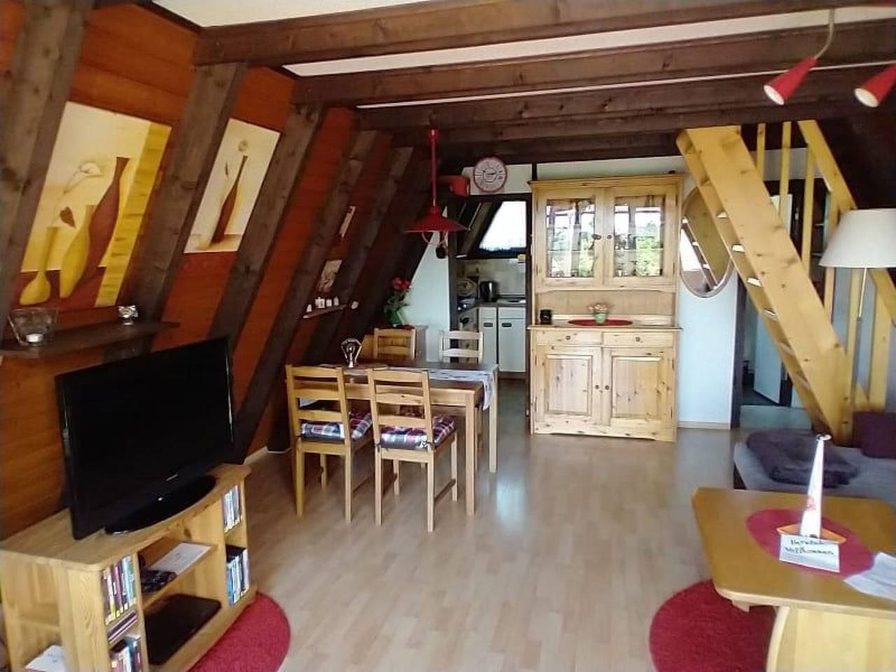 Haus am See mit Fasssauna, Liegewiese und Grill in Waldkirchen, Ostbayern