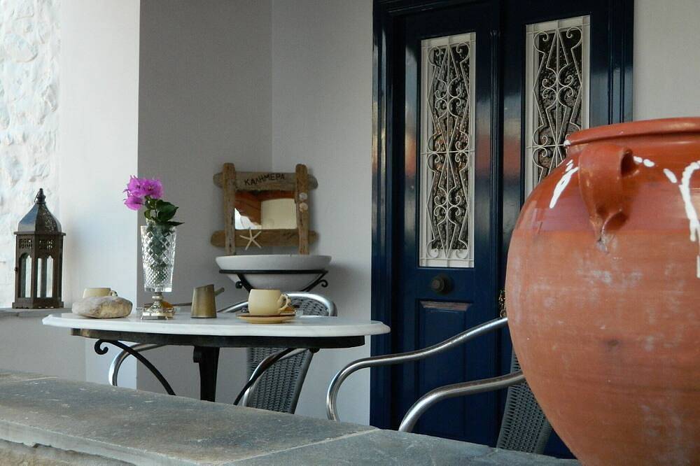 Lemon House in Hydra