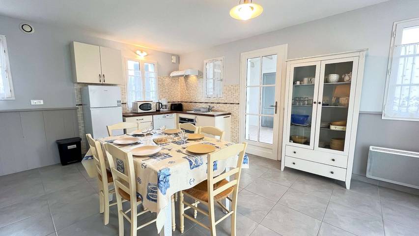 Gîte pour 4 personnes, avec jardin à Le Bois-Plage-en-Ré - 4