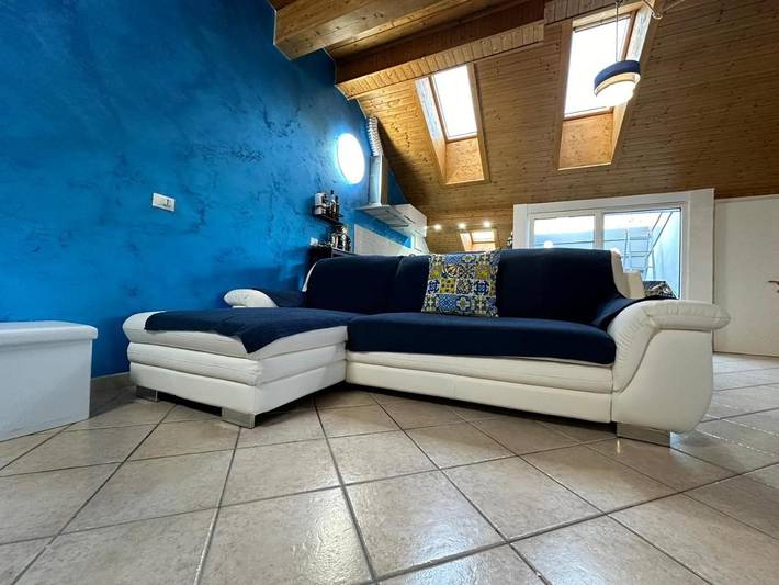 Appartamento per 6 persone, con Balcone e Terrazza nonché Panorama a Mezzolombardo