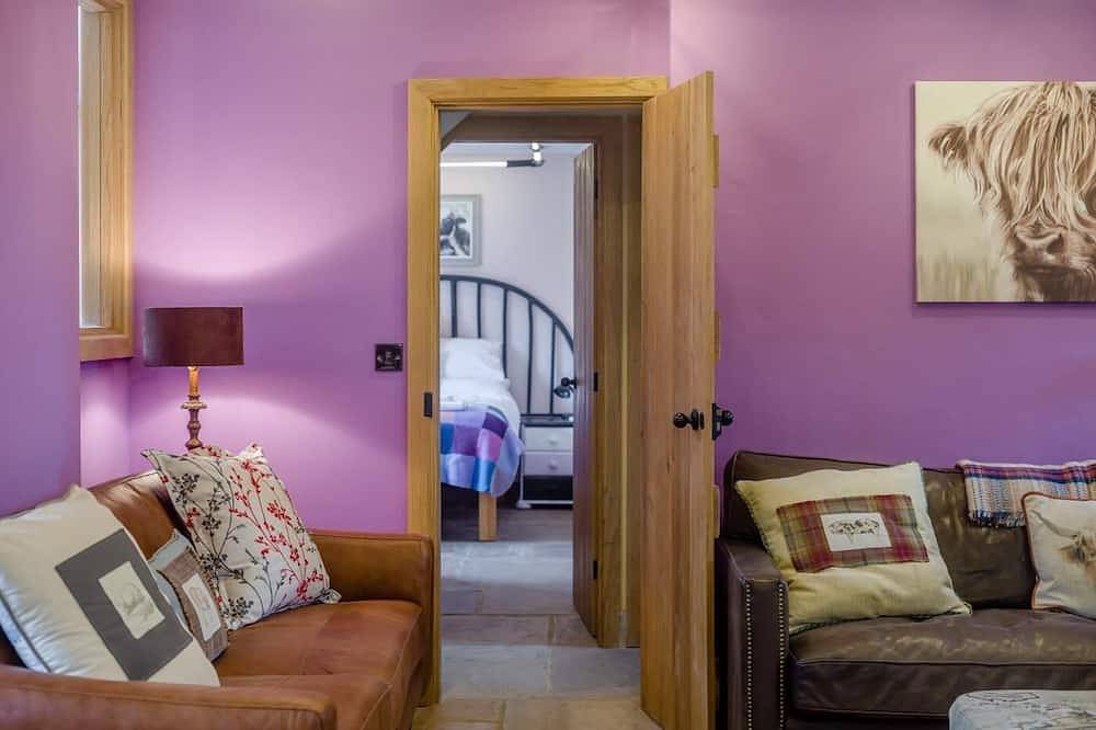 7 Bed in Stoke-on-Trent (oc-t32196) in Stoke-on-Trent, Midlands