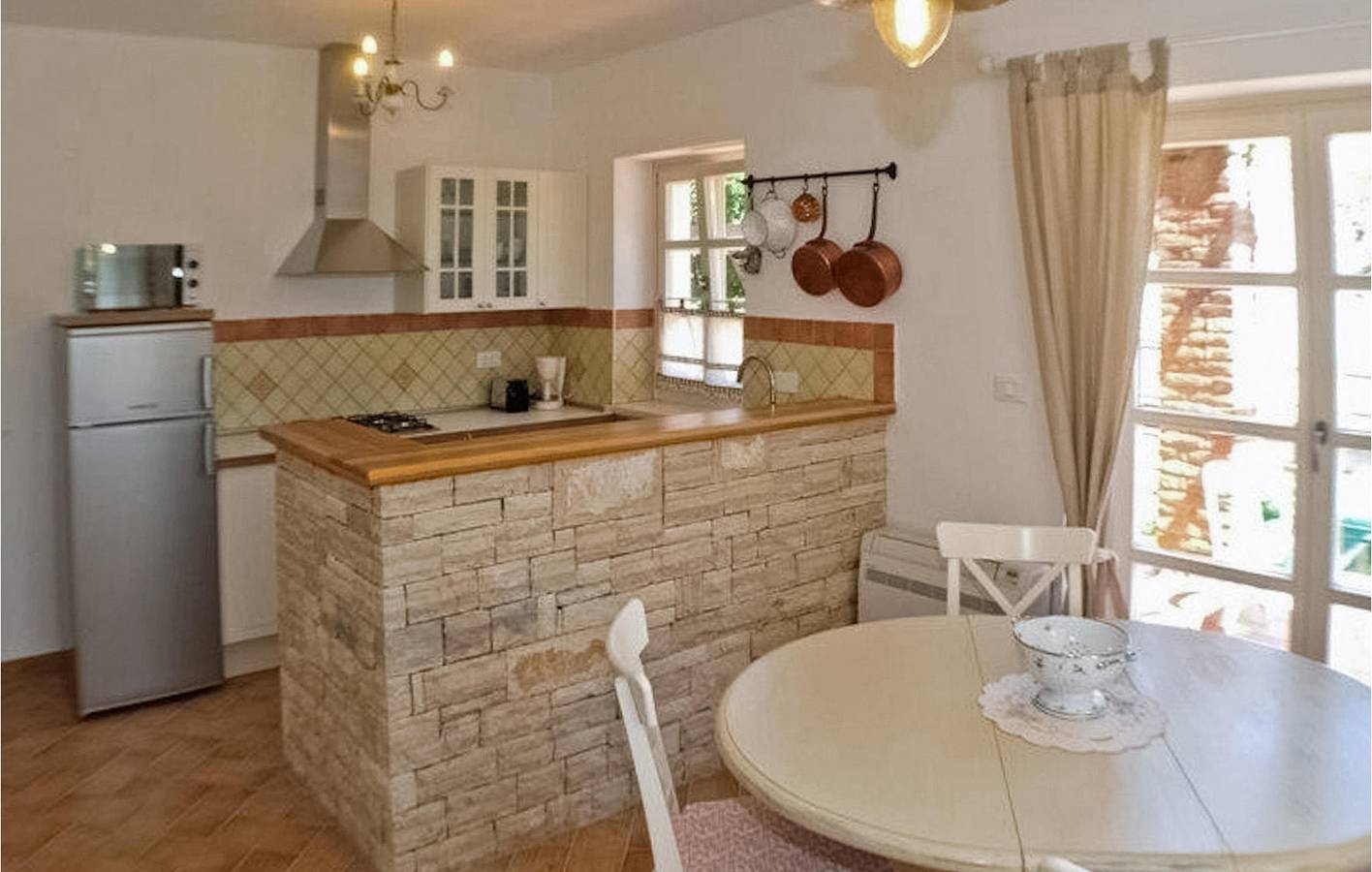 Modernes 2-Zimmer-Apartment mit Pool, WLAN und Parkplatz in der Nähe des Stadtzentrums von Musalez in Grad Poreč, Porec und Umgebung