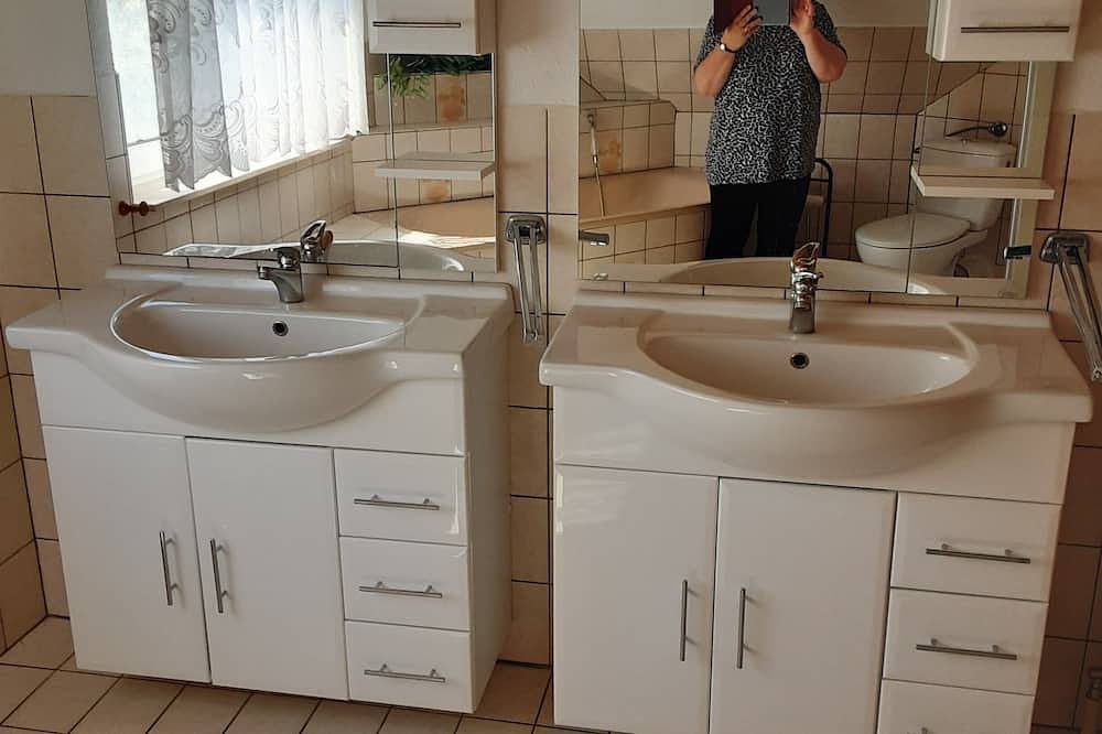 Apartamento entero, Ferienwohnung Kühn in Lieschow, Ummanz