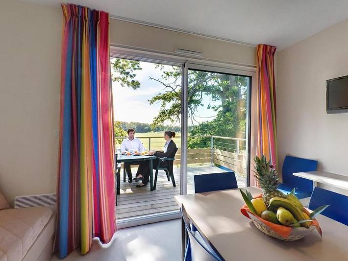 Gîte pour 4 personnes, avec piscine et balcon, animaux acceptés à Chaveignes - 3