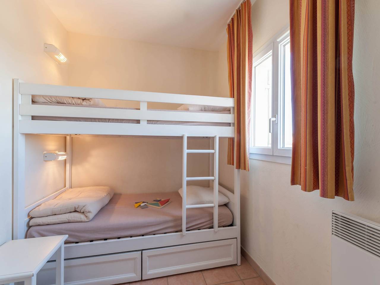 Appartement entier, Escapade côtière avec espace privé in Mallemort, Région d'Arles