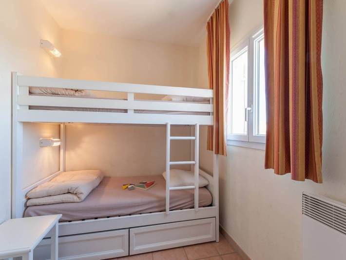 Ferienpark für 4 Personen, mit Terrasse und Pool in Frankreich - 4