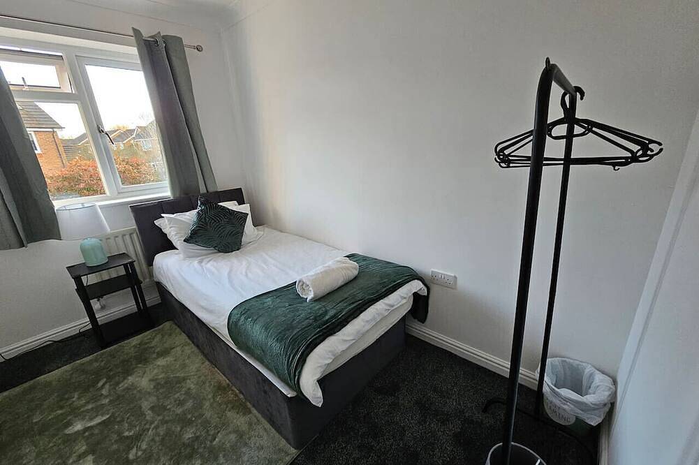 Sigerson House Long Stay Discounts Free Parking in Haydon Wick, Sudoeste de Inglaterra