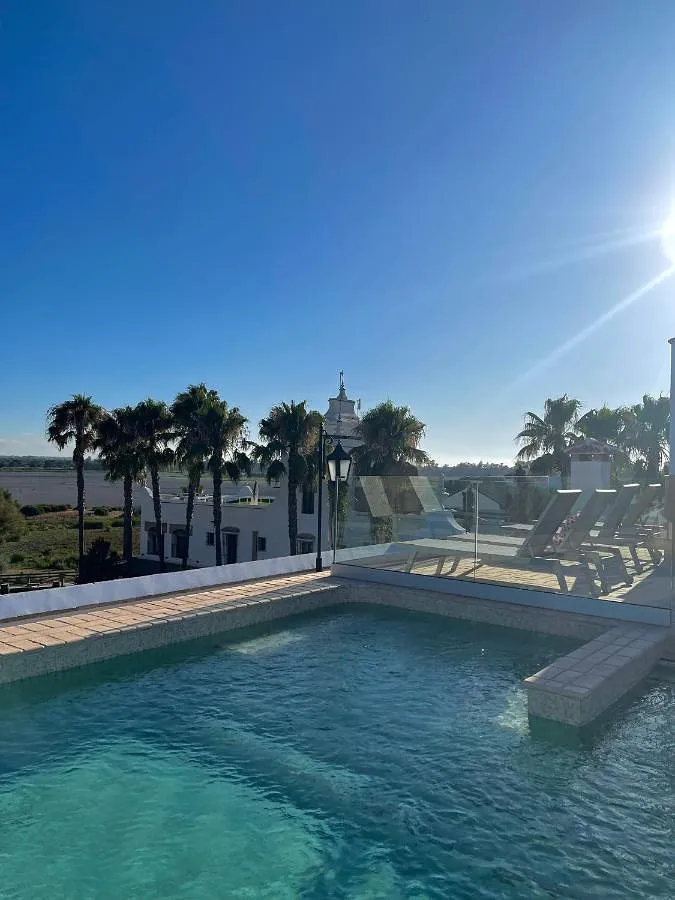 Hotel para 2 personas, con jardín y piscina, Se admiten mascotas - 1