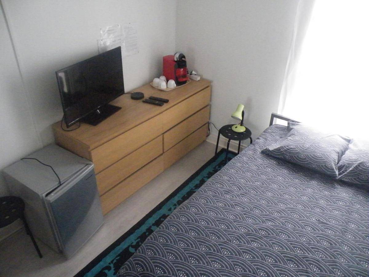 Appartement entier, Two-Bedroom Apartment in Le Mée-sur-Seine, Seine-et-Marne