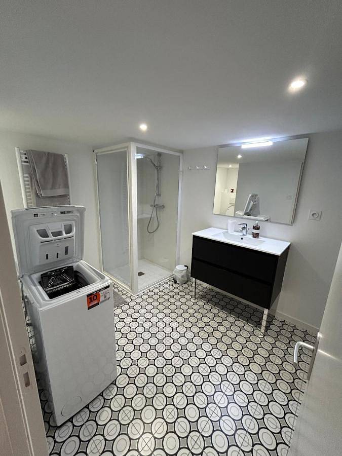 Appartement entier, One-Bedroom Apartment in Château-Gontier-sur-Mayenne, Mayenne