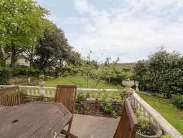 Cottage for 12 People in Torquay, Torbay, Photo 1