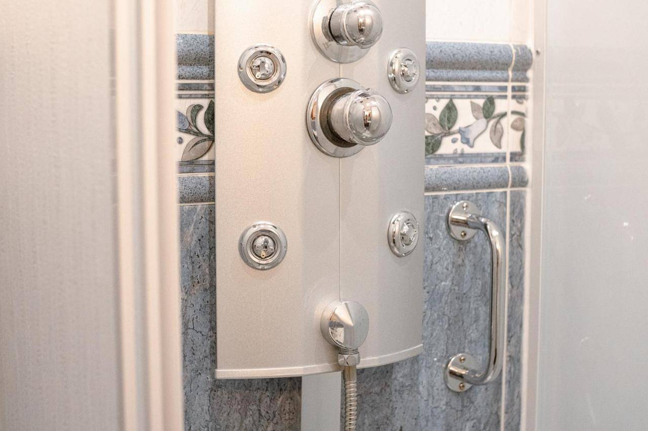 Double Room with Shared Bathroom in Altstadt Málaga, Malaga