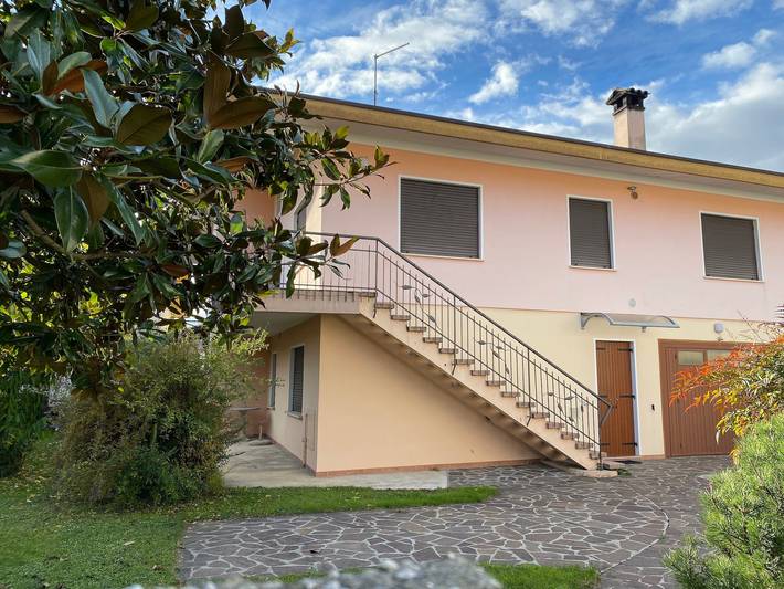 Ferienhaus 'Residenza 38' mit privater Terrasse, privatem Garten und WLAN in Pieve di Soligo, Treviso Provinz