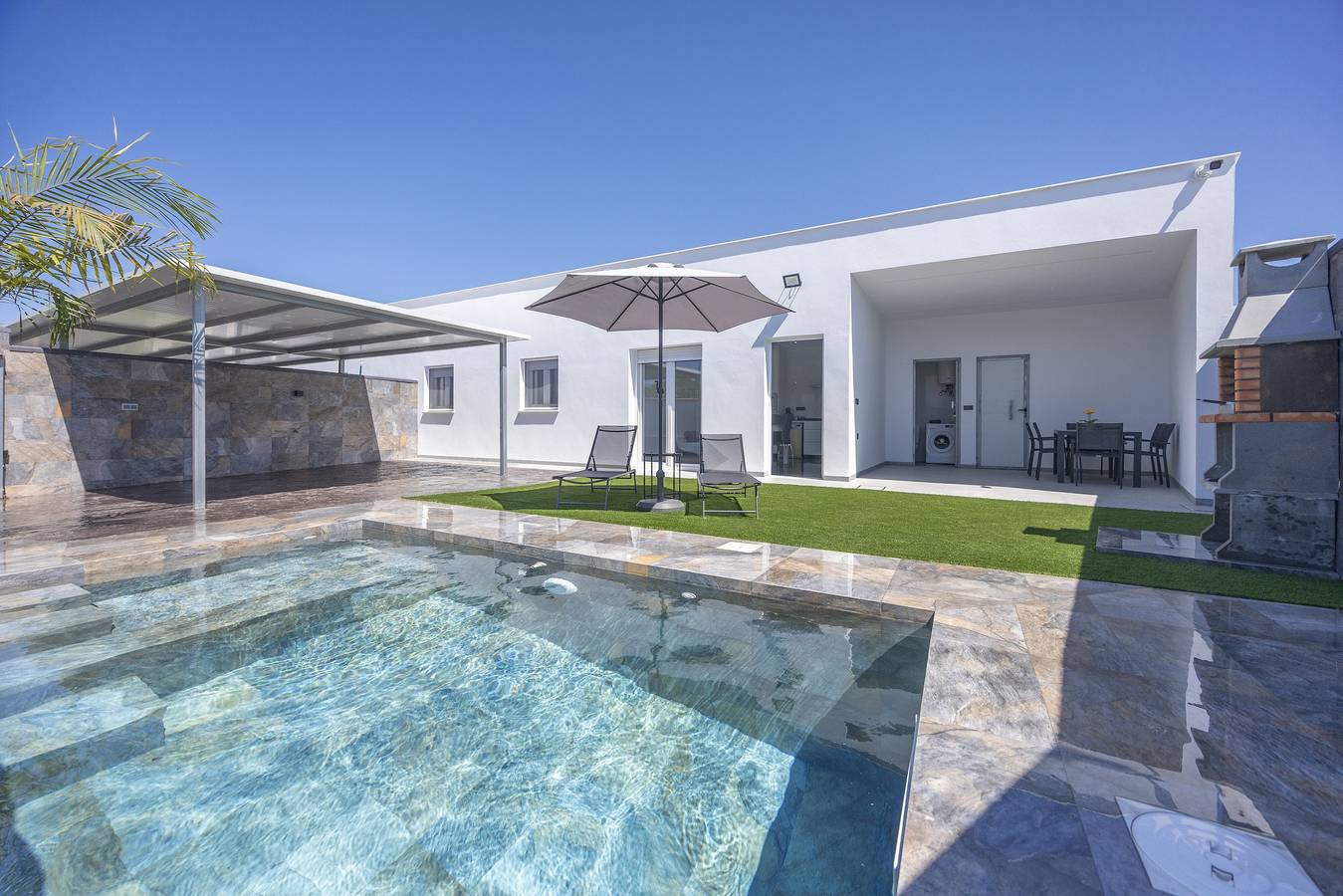 Casa 'Villa El Amanecer Familias o Parejas' con piscina privada y Bbq in Conil de la Frontera, Costa de la Luz