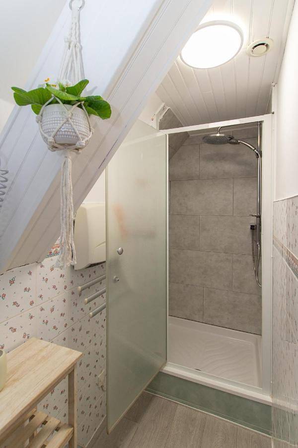 Location de vacances pour 2 personnes, avec terrasse et jardin, animaux acceptés à Wirwignes - 3