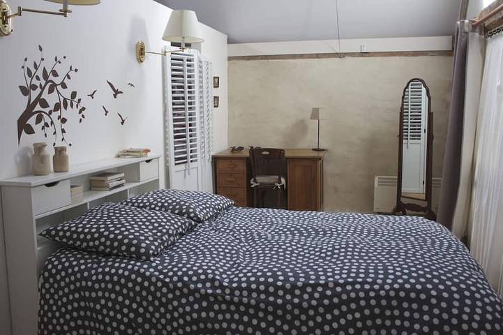 Location de vacances pour 7 personnes, avec jardin et terrasse à Sougéal - 2