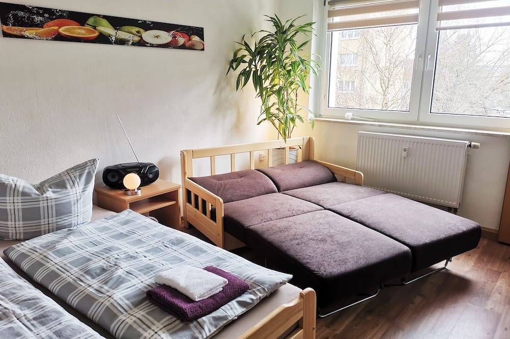 Ganze Wohnung, Ferienwohnung/App. für 2 Gäste mit 30m² in Radebeul in Radebeul, Meißen Region