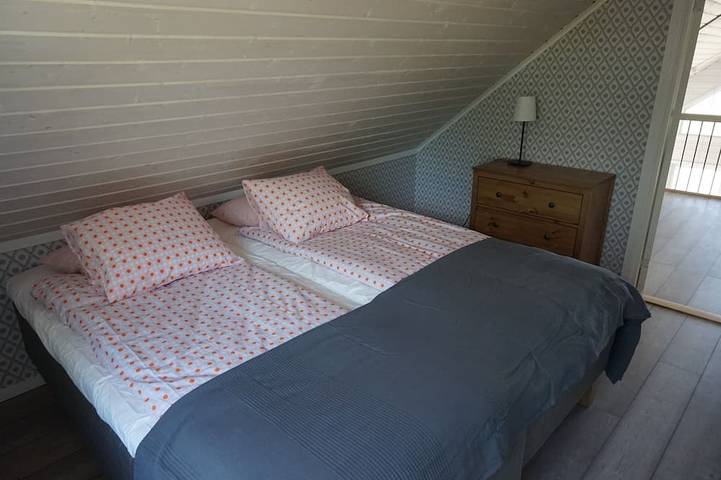 Neu erbautes modernes Haus direkt am See mit eigenem Steg und Boot in Näshult, Jönköpings län