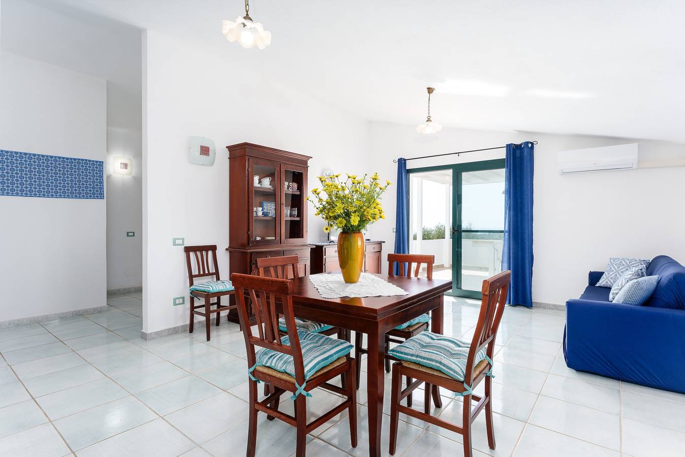 Entire apartment, Villa Francesco with Sea View in Sas Linnas Siccas, Orosei