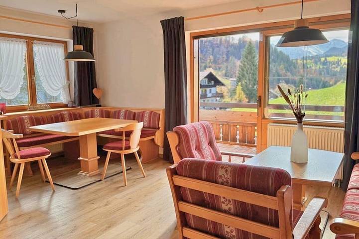 Ferienwohnung für 2 Personen, mit Balkon in Tiefenbach (Oberstdorf)