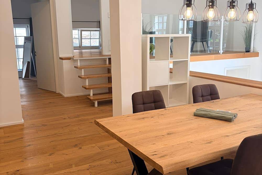 Ganze Wohnung, 119qm Neubau-Wohnung mit Garage im Herzen der schönsten Altstadt Deutschlands in Bad Wimpfen, Kraichgau