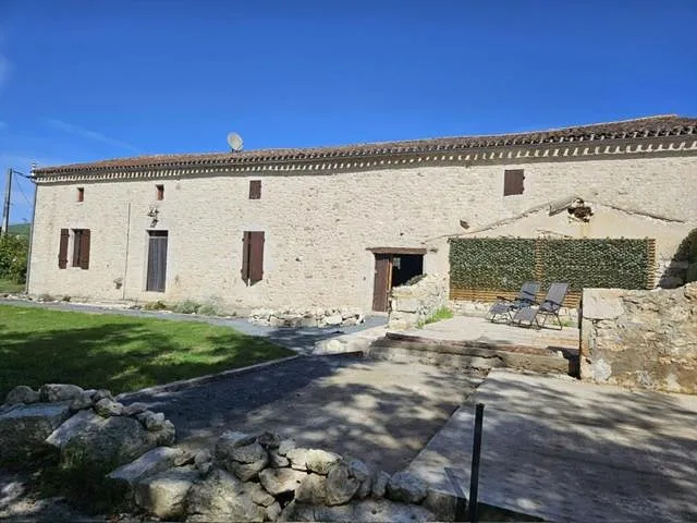 Casa de vacaciones para 10 personas, con vistas y jardín - 1