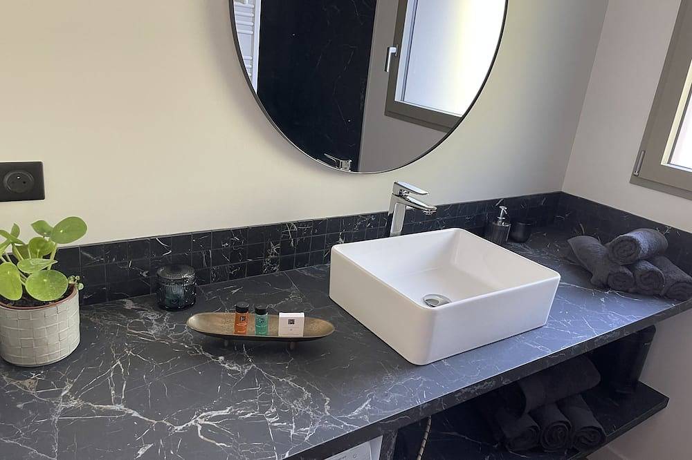 Appartement entier, Les pins qui chuchotent - Le raffiné ( en rez de chaussée pour 2 personnes) in Wacquinghen, Région de Boulogne-sur-Mer