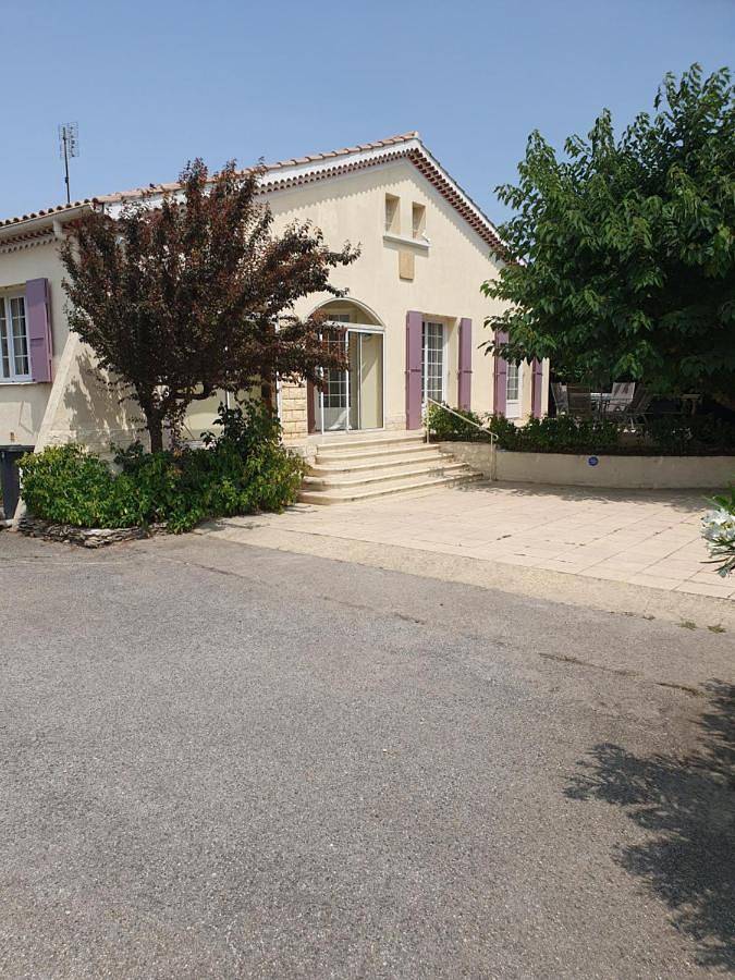 Maison de vacances pour 6 personnes, avec Terrasse ainsi que Jardin et Piscine