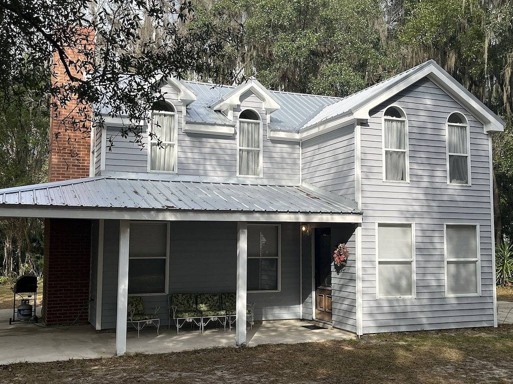 Azalea Farmhouse in Marion County (FL)