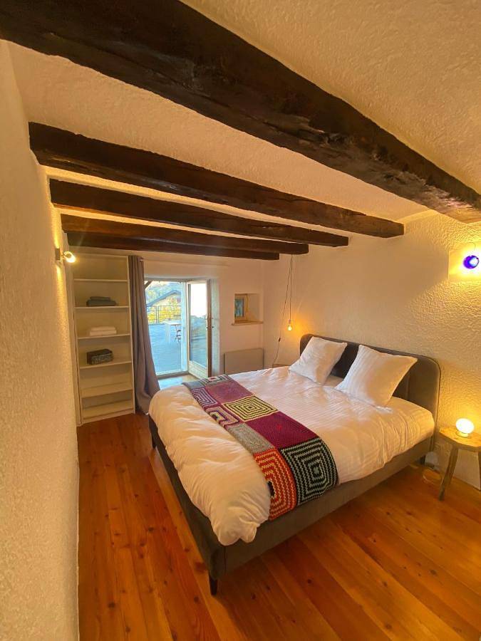 Chambre d’hôte pour 2 personnes, avec Terrasse ainsi que Jardin et Vue à Nendaz